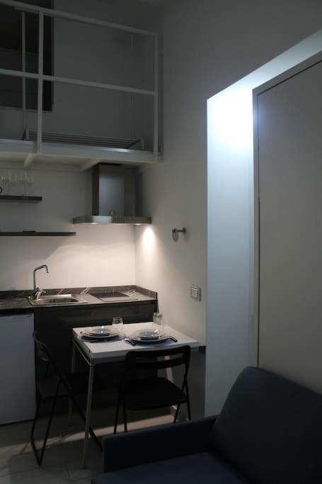 Piccolo Loft A Due Passi Dal Castello Apartman Milánó Kültér fotó